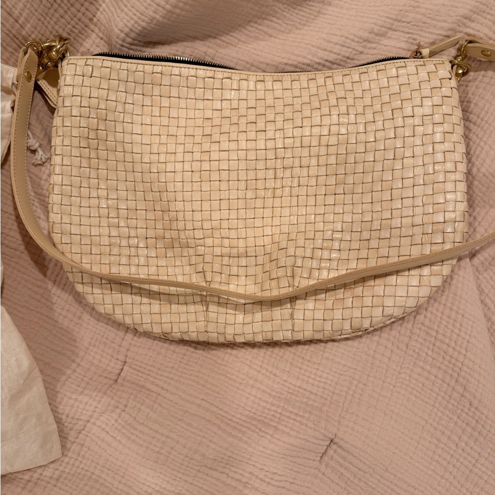 Clare V Moyen messenger in Cream. EUC. Hardly worn.